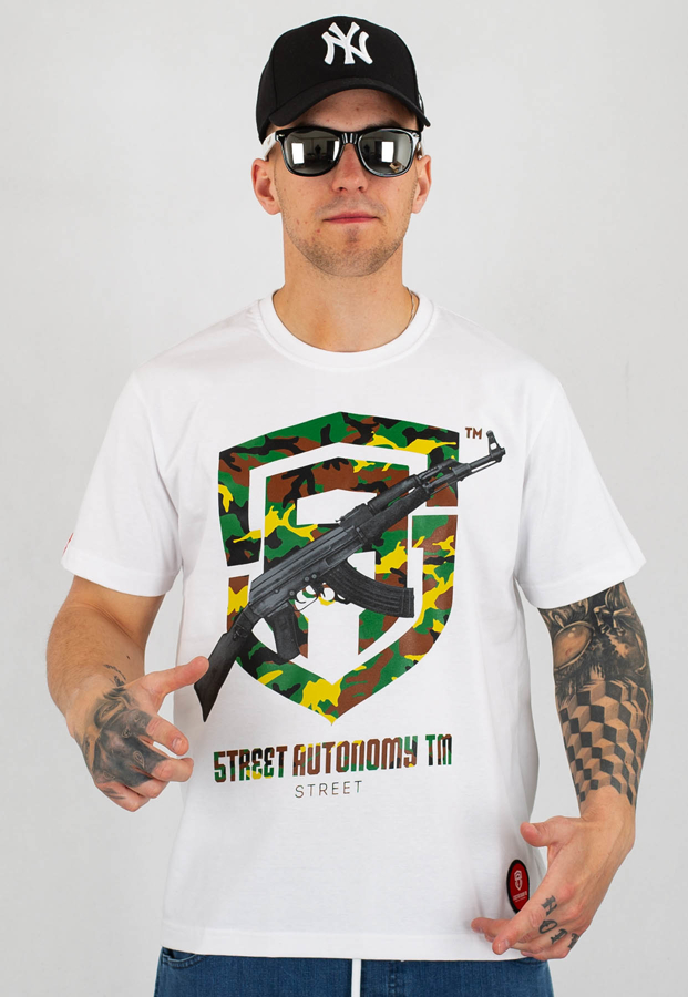 T-shirt Street Autonomy AK Camo biały
